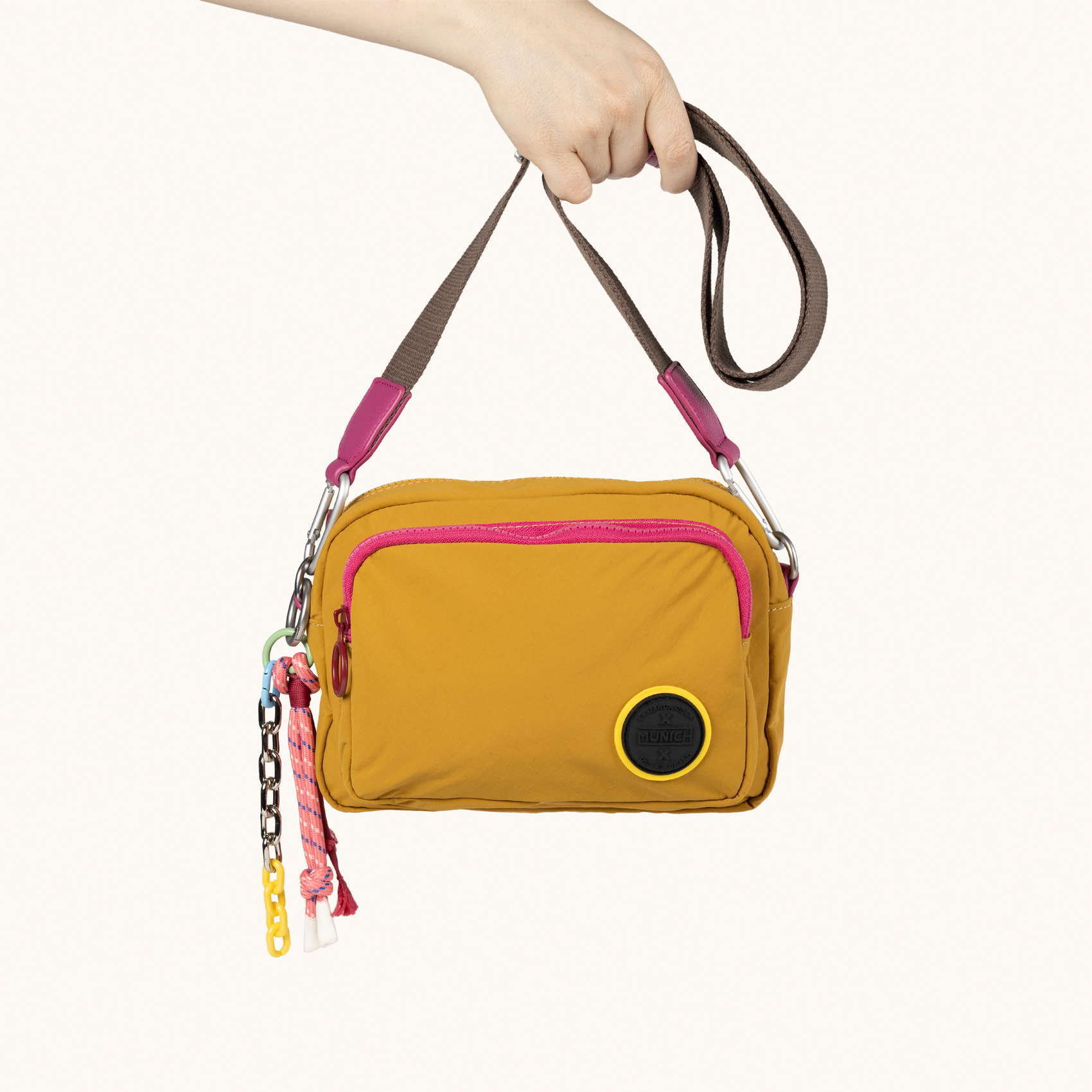 DEEP RECYCLED FW25 CROSSBODY CAMERA C/HONEY