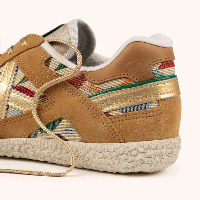 Burger chiamata uragano scarpe sportive da bambino munich Penetrazione Bere acqu