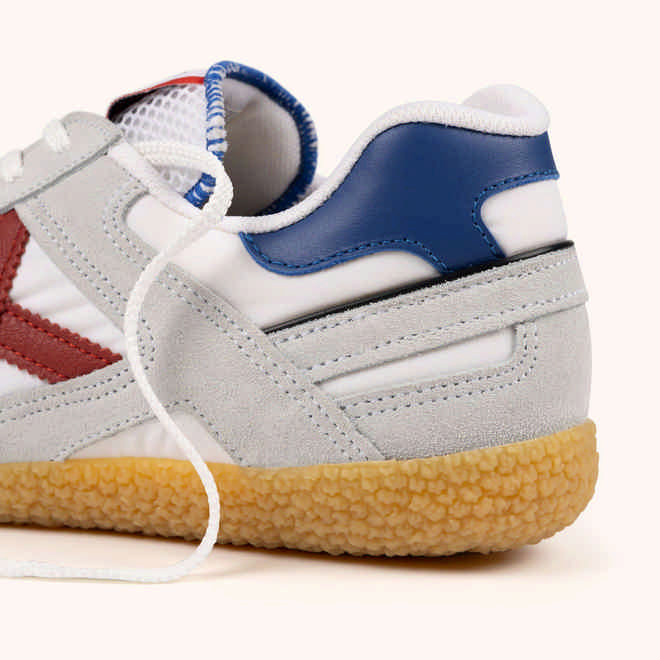 Compre la MUNICH SNEAKERS en . La Tienda Oficial de