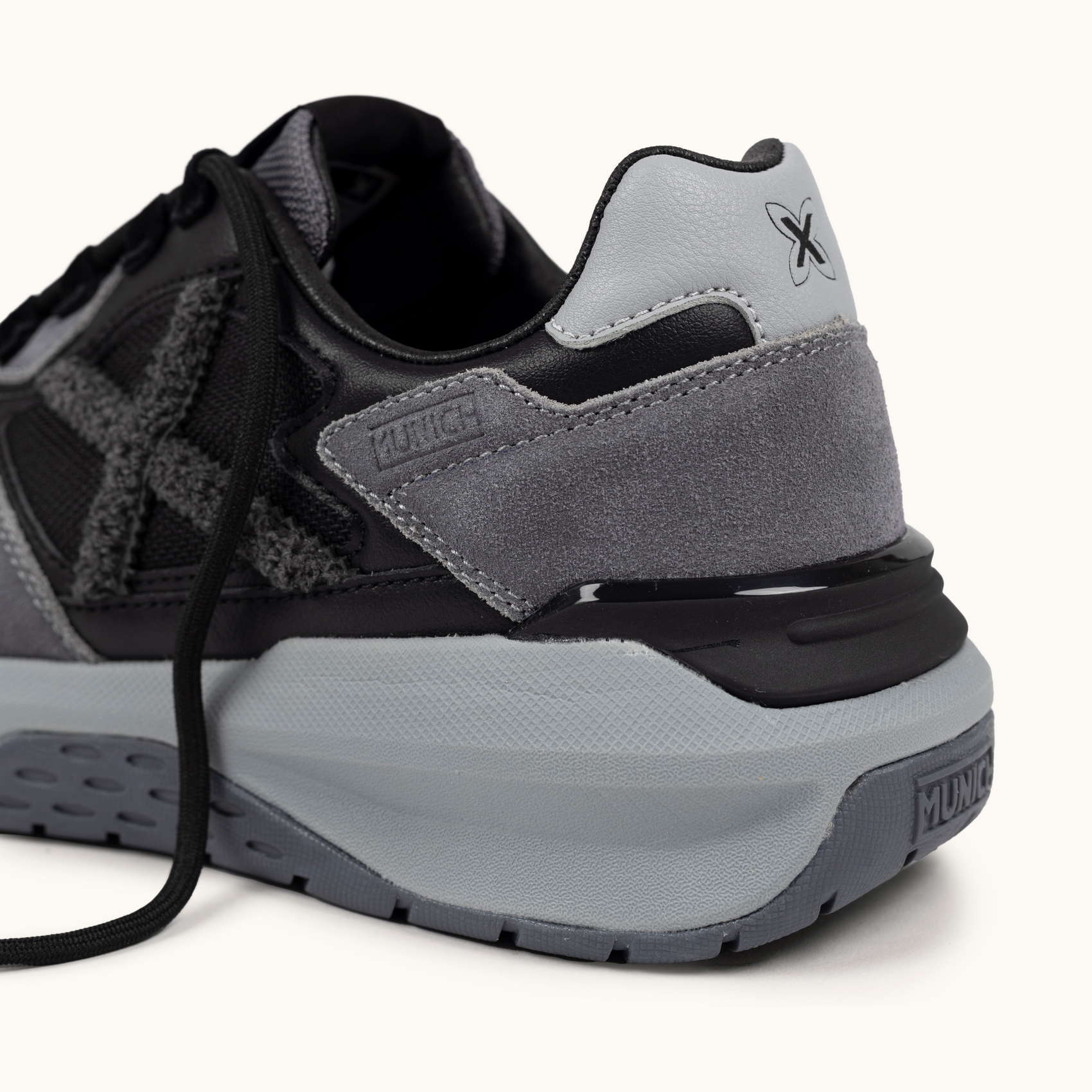 Munich Next 13, Scarpe Da Ginnastica Donna, Tessuto, Design Sportivo E Moderno