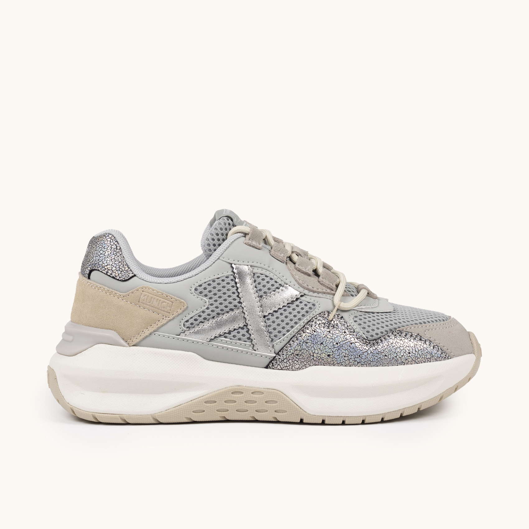 Futuristic Design Sneakers Grey and Silver | MUNICH NEXA WMN 22