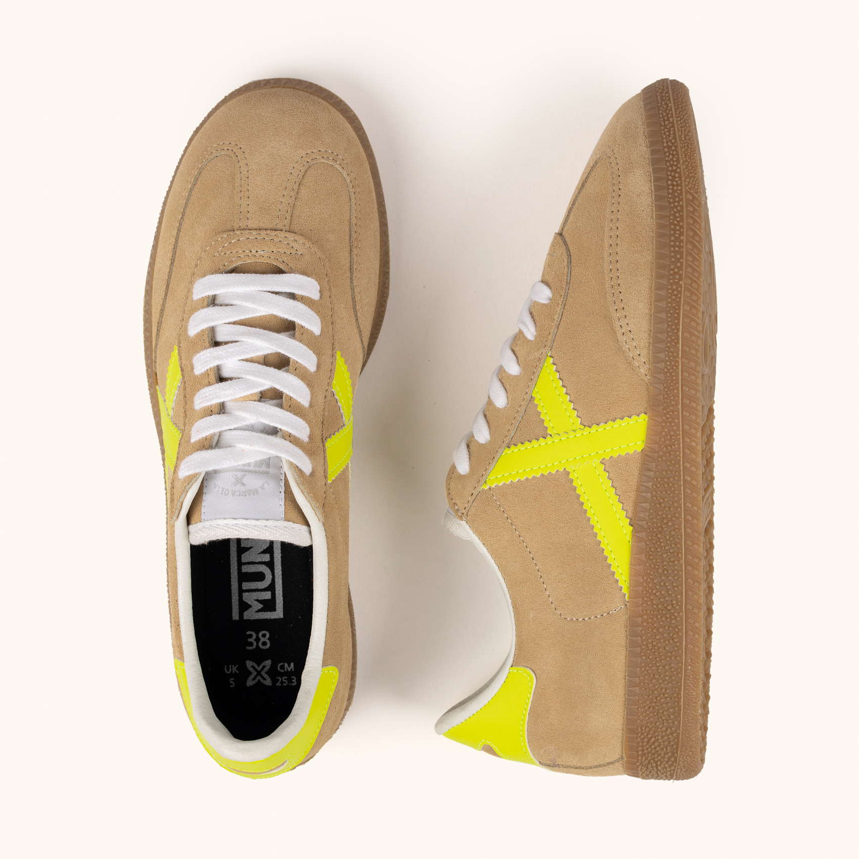 Sneakers de Serraje en Color Arena y Flúor | MUNICH BARRU 226
