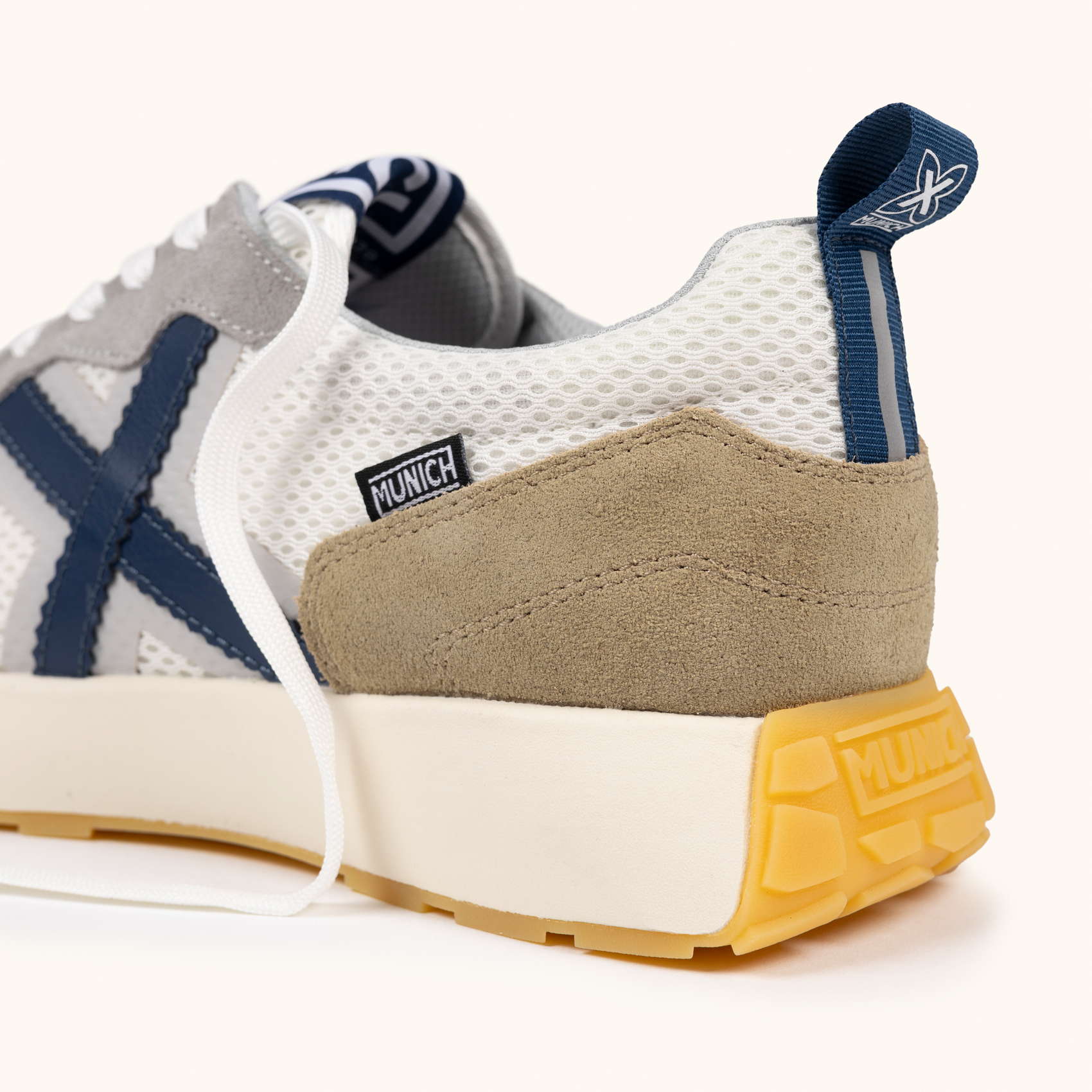 Sneakers Elegancia Deportiva Blanco Gris y Azul | MUNICH XEMINE 97