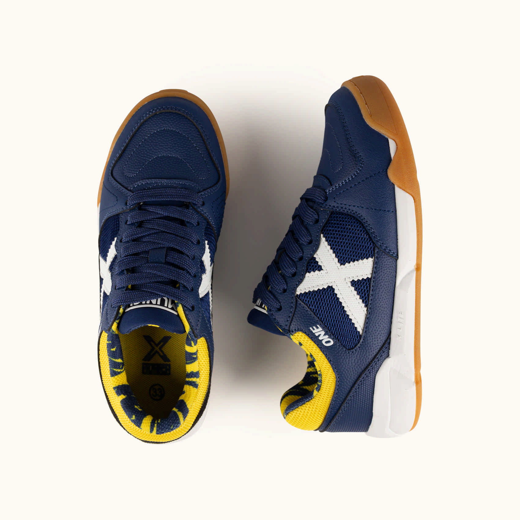 Kids' Indoor Football Shoes Blue and Yellow | MUNICH ONE KID 2.0 85