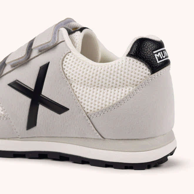 Buy MUNICH KIDS VELCRO® at MUNICHSports.com. MUNICH® Sports