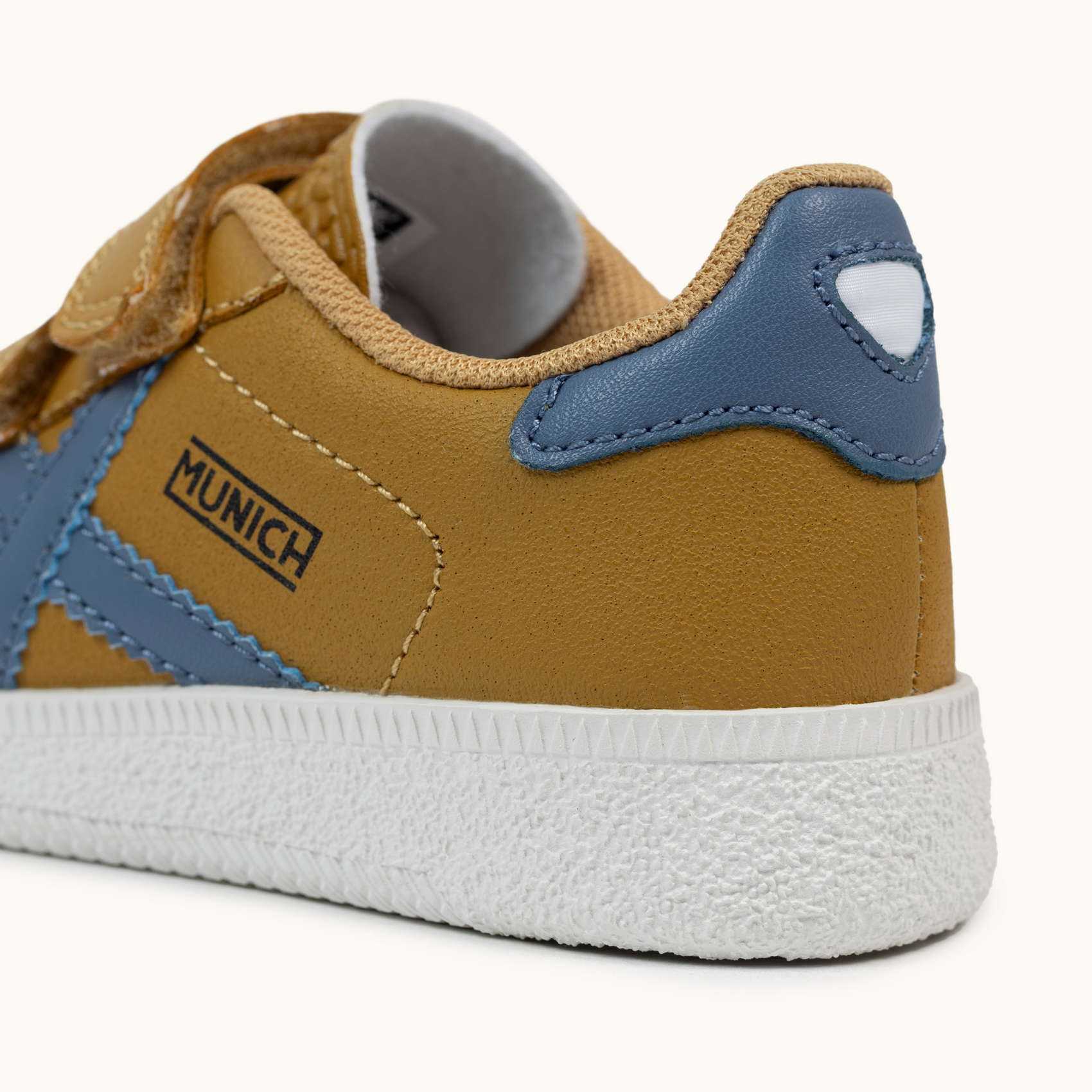 Zapatillas Munich Mini Barru VCO 10 – Diseño Retro Unisex Para Niños, Suela De Casco, Estilo Urbano Clásico
