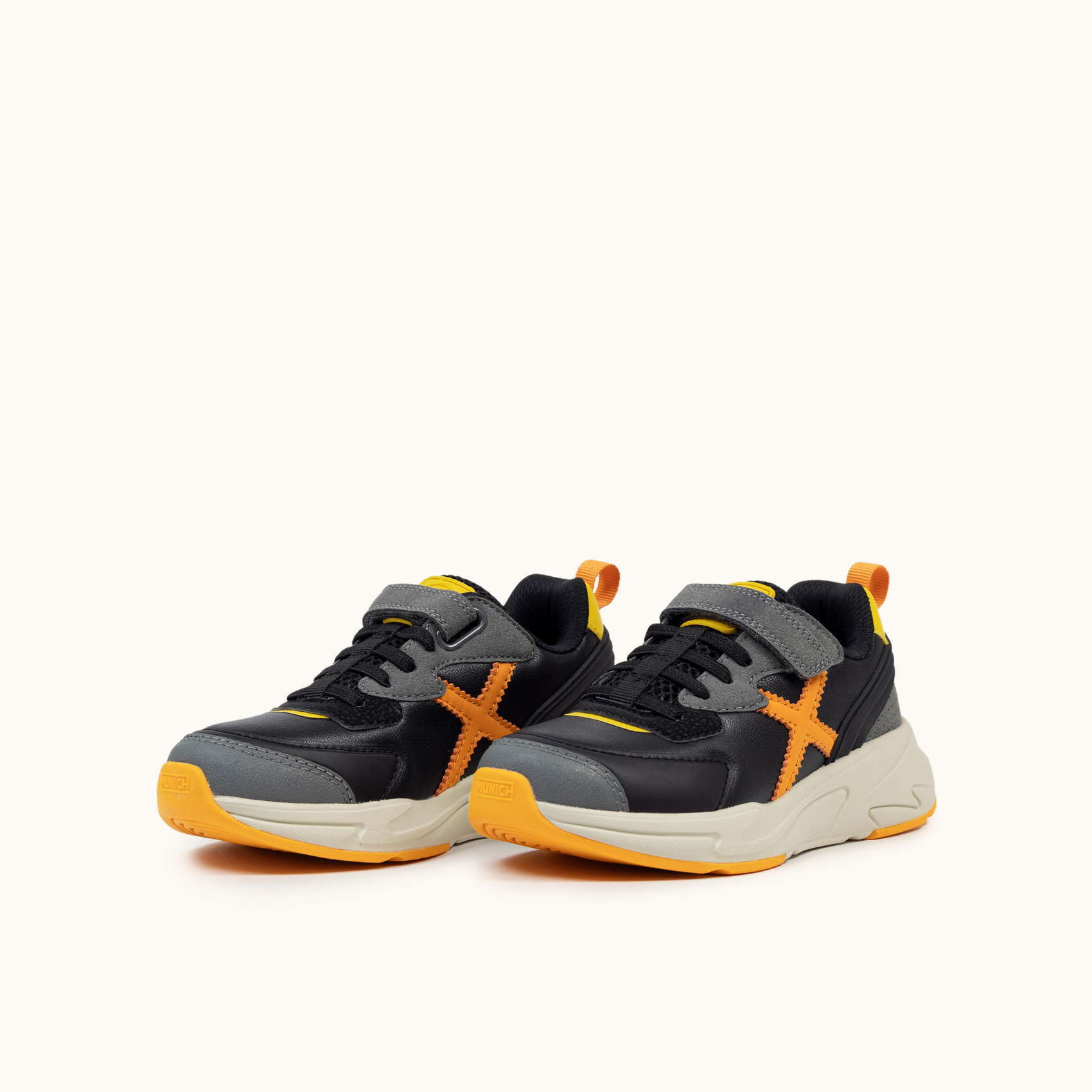 Munich Mini Track VCO – Scarpe Da Ginnastica Per Bambine E Ragazze, Chiusura In Velcro E Materiale Sintetico