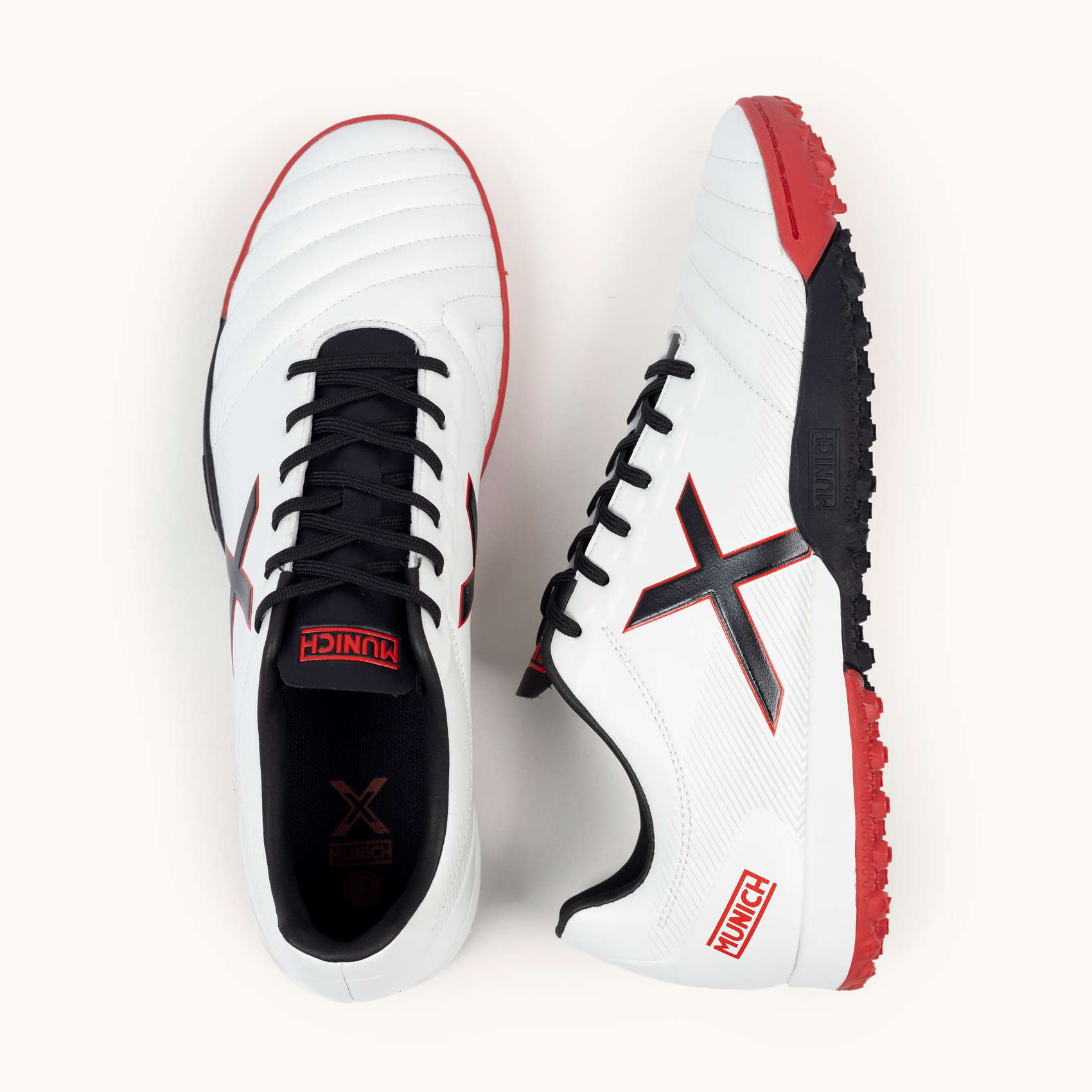 Multi-stud football shoes in white color | MUNICH ARENGA TURF 11