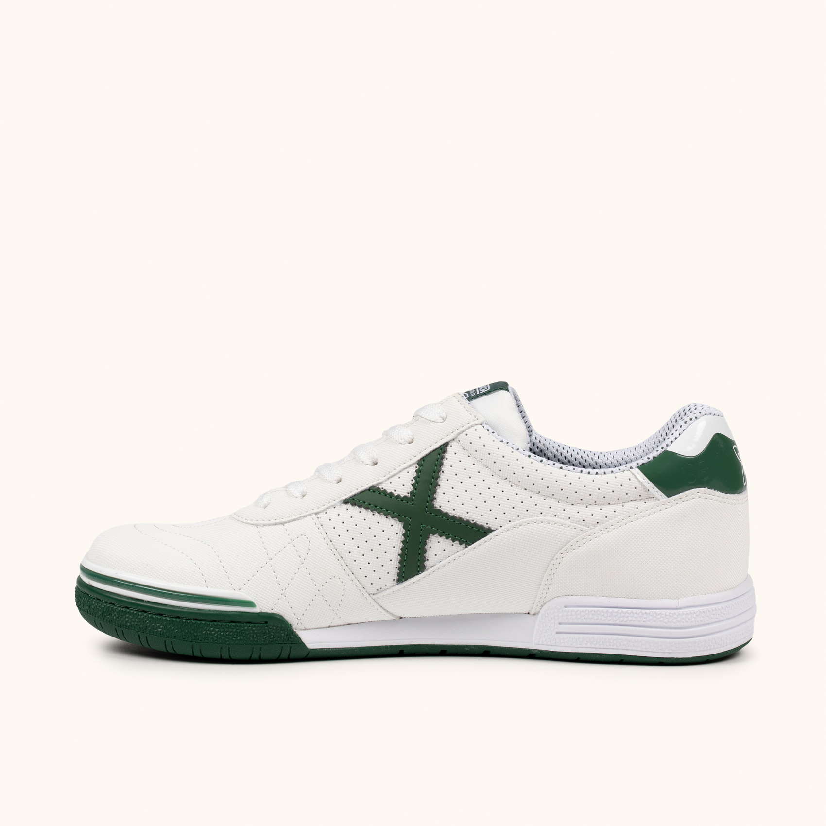 White and Green G-3 Indoor Football Sneakers | MUNICH G-3 450