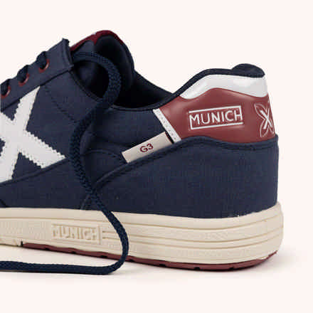 Minimalist White and Blue Leather Sneakers | MUNICH OPEN 01