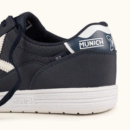 Technical Indoor Football Shoes Navy Blue and White | MUNICH G3