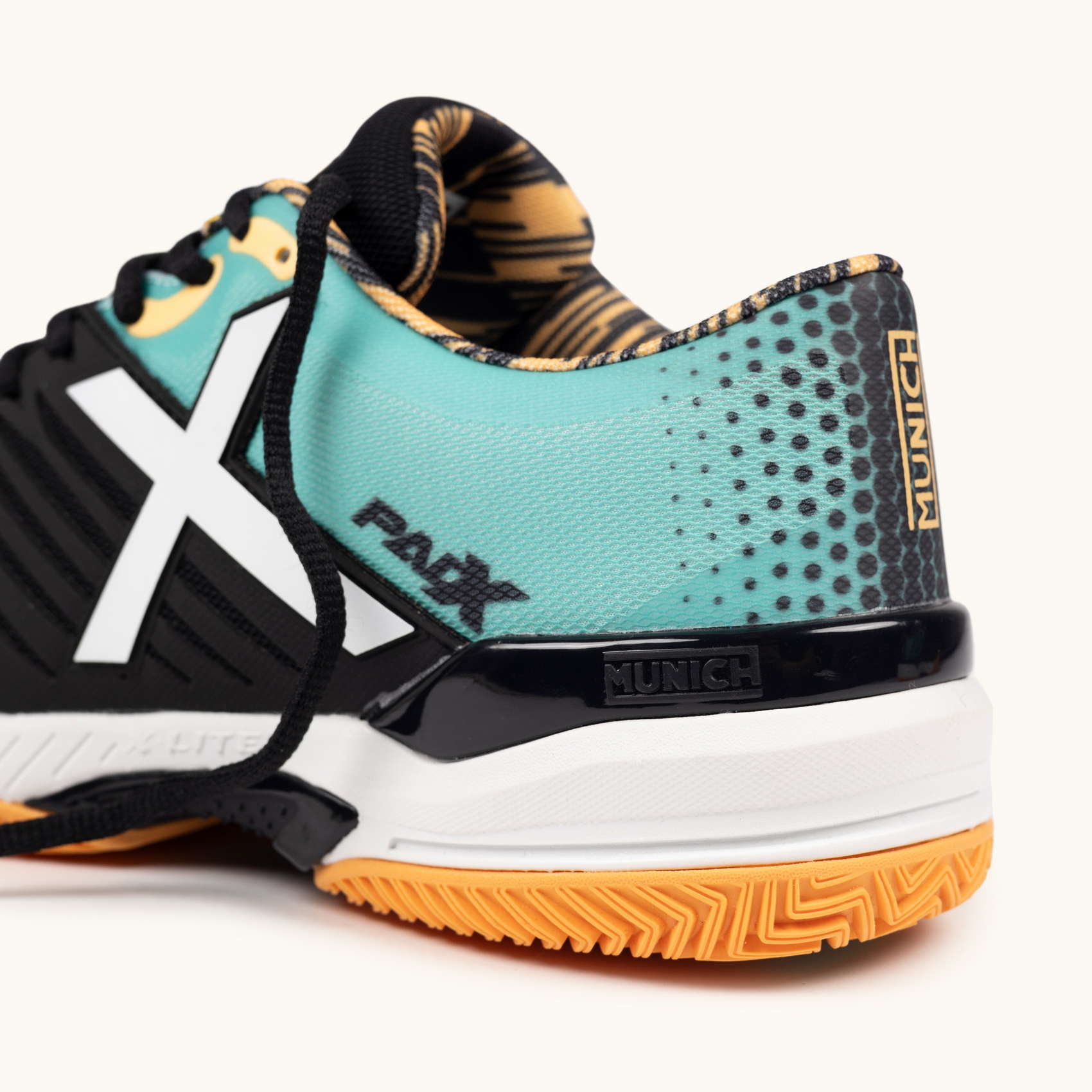 MUNICH PADX PADEL 61 | Resistencia y TPU Inyectado