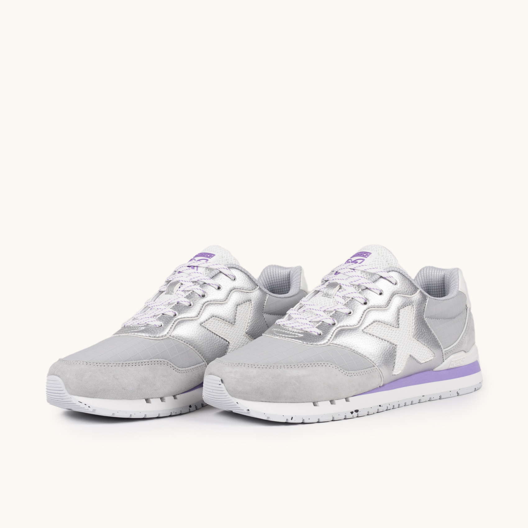 Sneakers Retro Running Metalizadas Plata y Lavanda | MUNICH DASH WMN 279