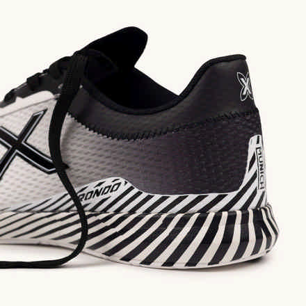 Professional futsal shoes for court play | MUNICH RONDO