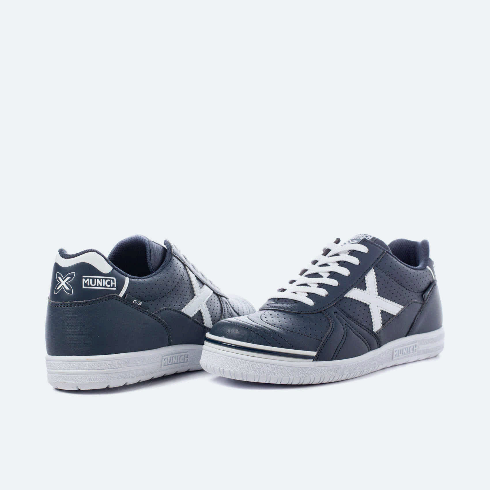Technical Indoor Football Shoes Navy Blue and White | MUNICH G3