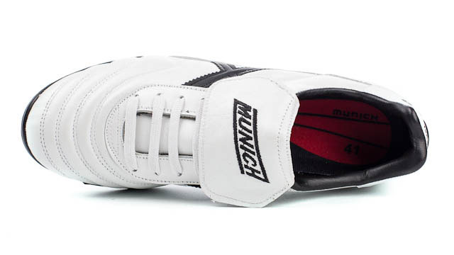 Scarpe Da Calcio Munich Mundial - Nero/blu, Taglia 43, Calzatura Per Calcetto E Partite Amatoriali